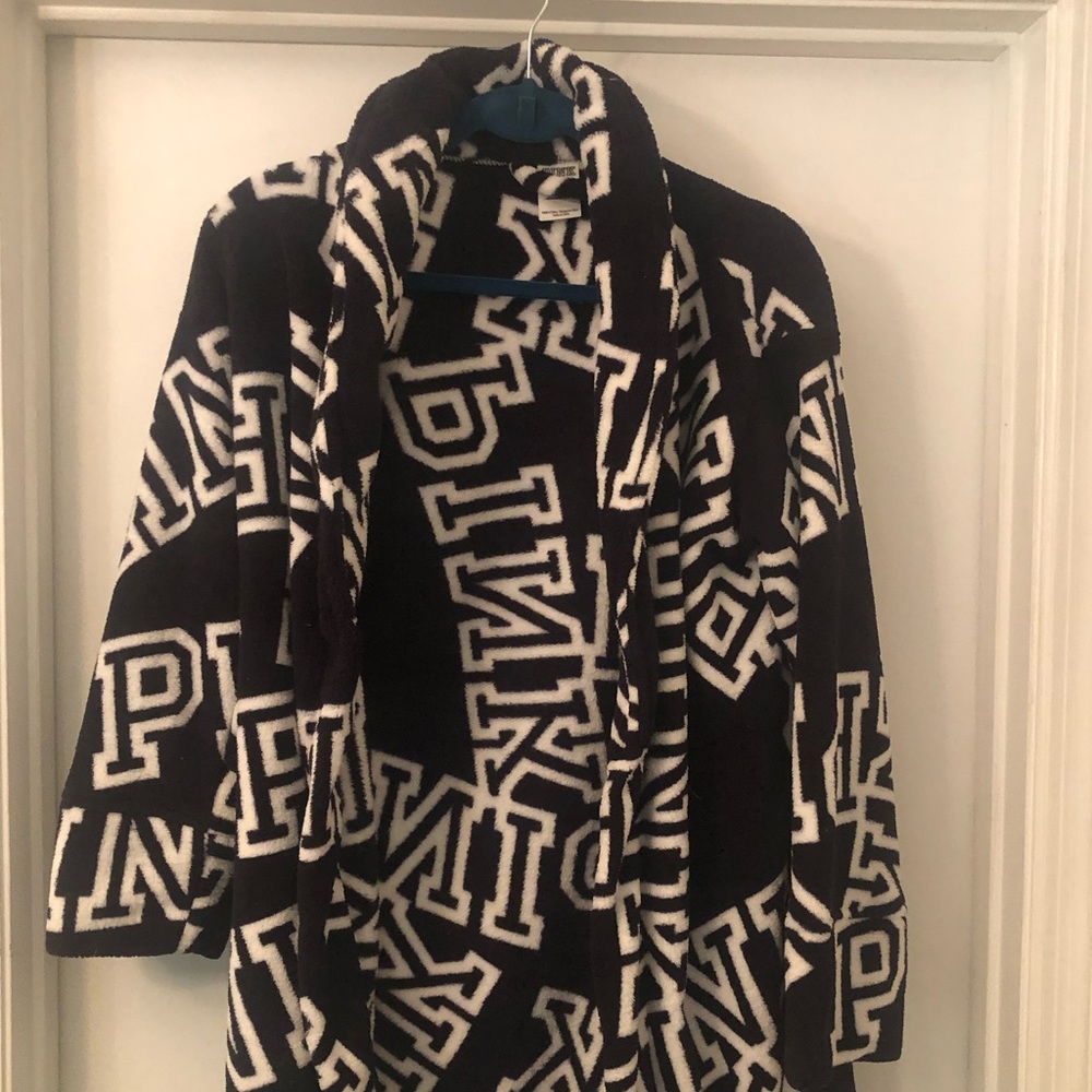 (SALE) Victoria secret black and white bathrobe with tie
